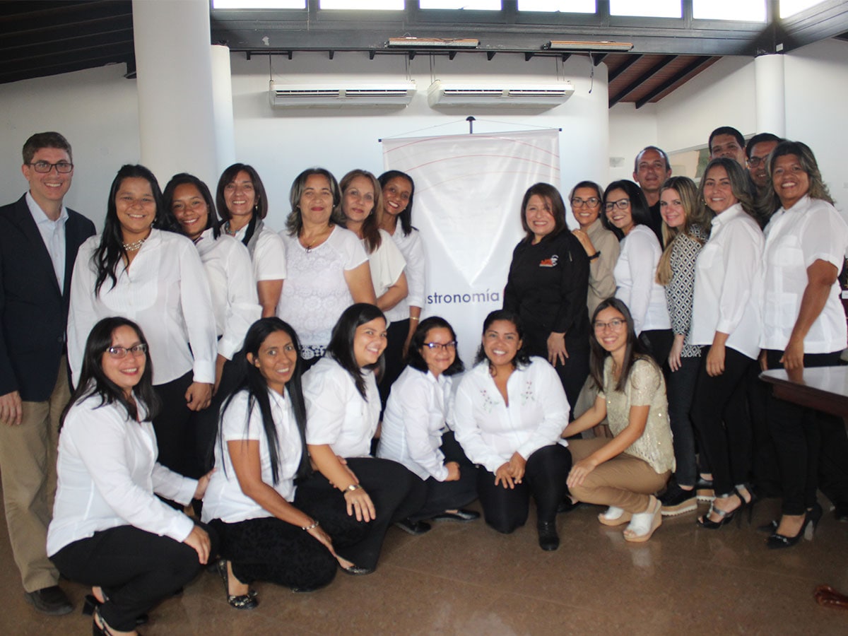 Ford Motor de Venezuela presenta su programa de RSE “Emprendimiento y Nutrición”