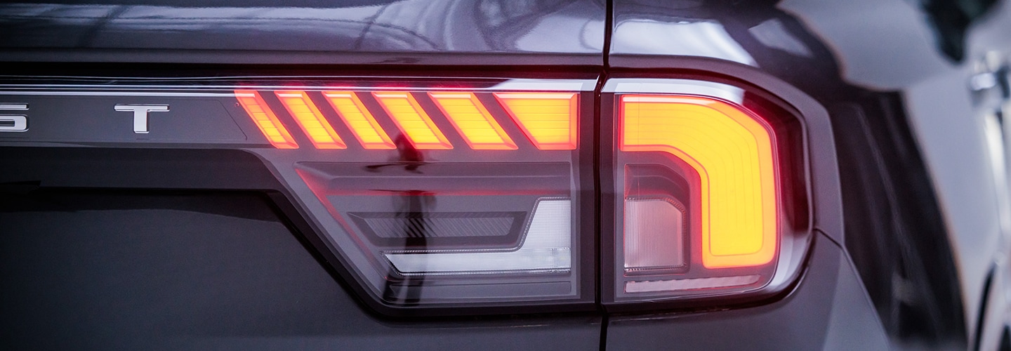 Ford Everest con iluminación 360