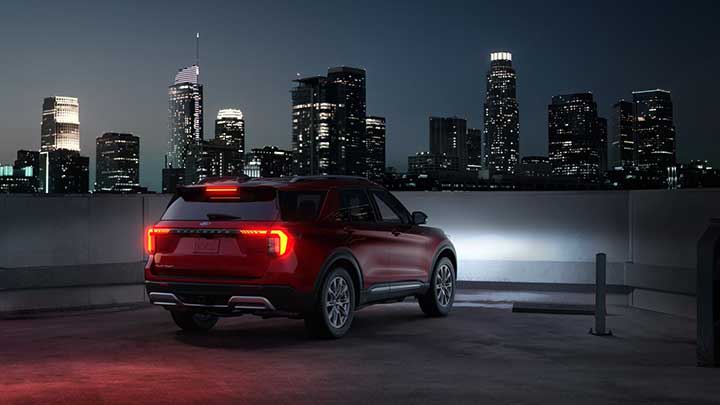 Luces traseras LED de la nueva Explorer Platinum